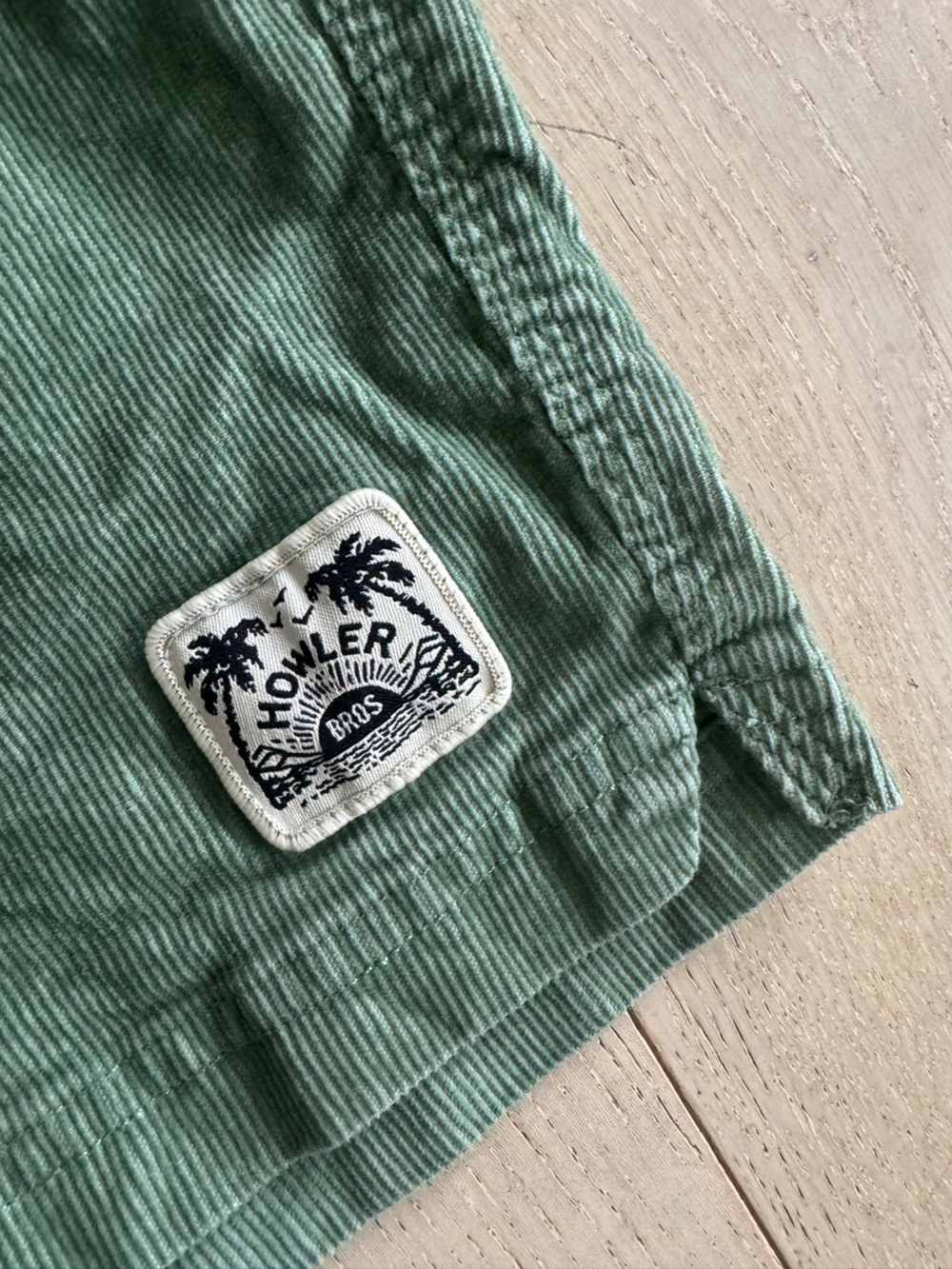 Howler Bros Pressure Drop Cord Shorts Green Corduroy Size 32 Drawstring Outdoor - Picture 6 of 8